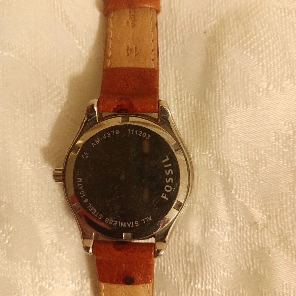 Fossil brown leather